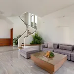Villa Excelencia New With Artistic Pool & Sea View