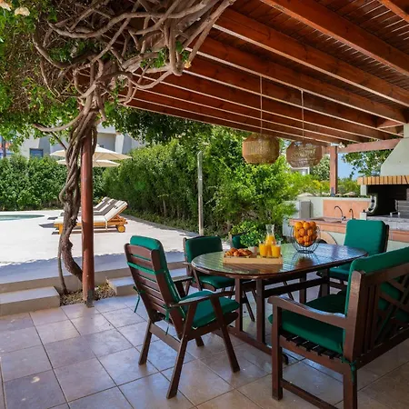 Excelencia New With Artistic Pool & Sea View Asgourou