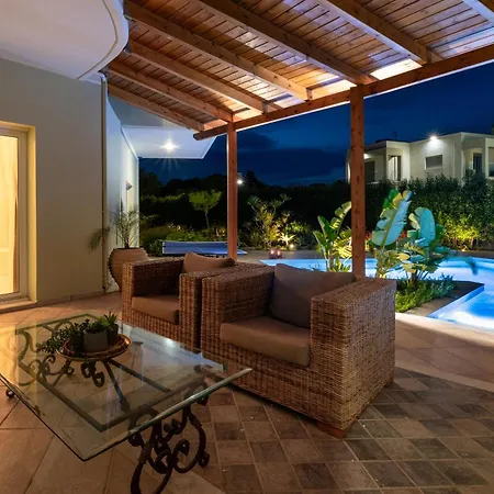 Villa Excelencia New With Artistic Pool & Sea View Asgourou