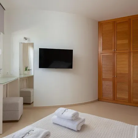 Villa Excelencia New With Artistic Pool & Sea View Asgourou