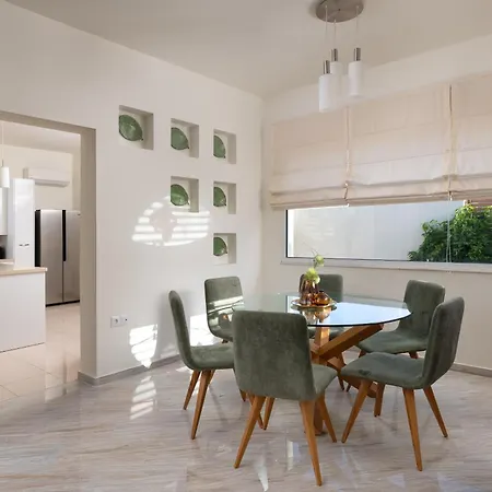 Villa Excelencia New With Artistic Pool & Sea View Asgourou