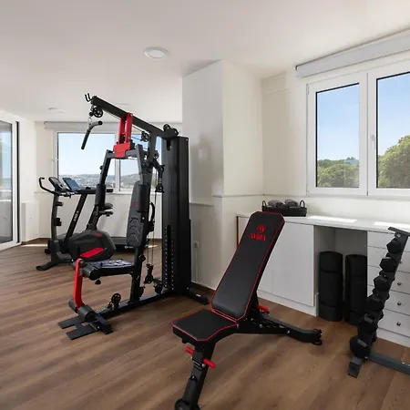 Excelencia New With Artistic Pool & Sea View Villa *