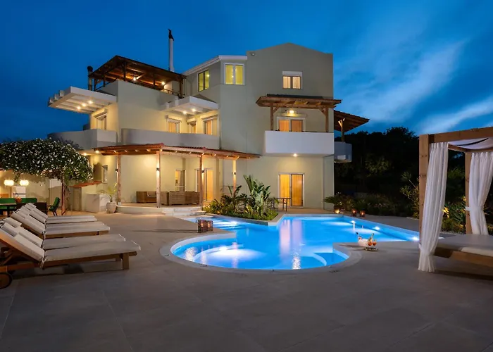 Excelencia New With Artistic Pool & Sea View *