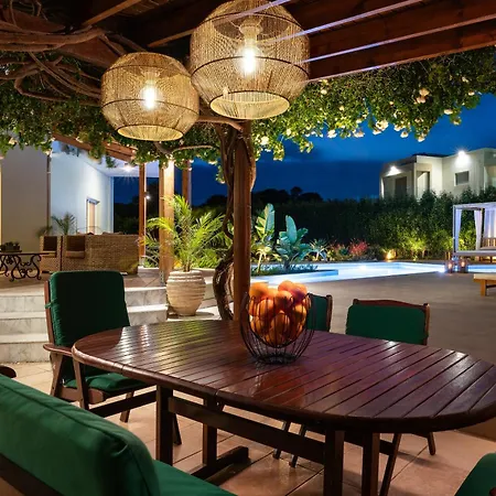 Excelencia New With Artistic Pool & Sea View