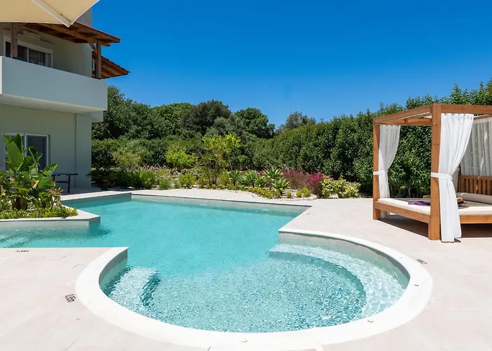 Excelencia New With Artistic Pool & Sea View